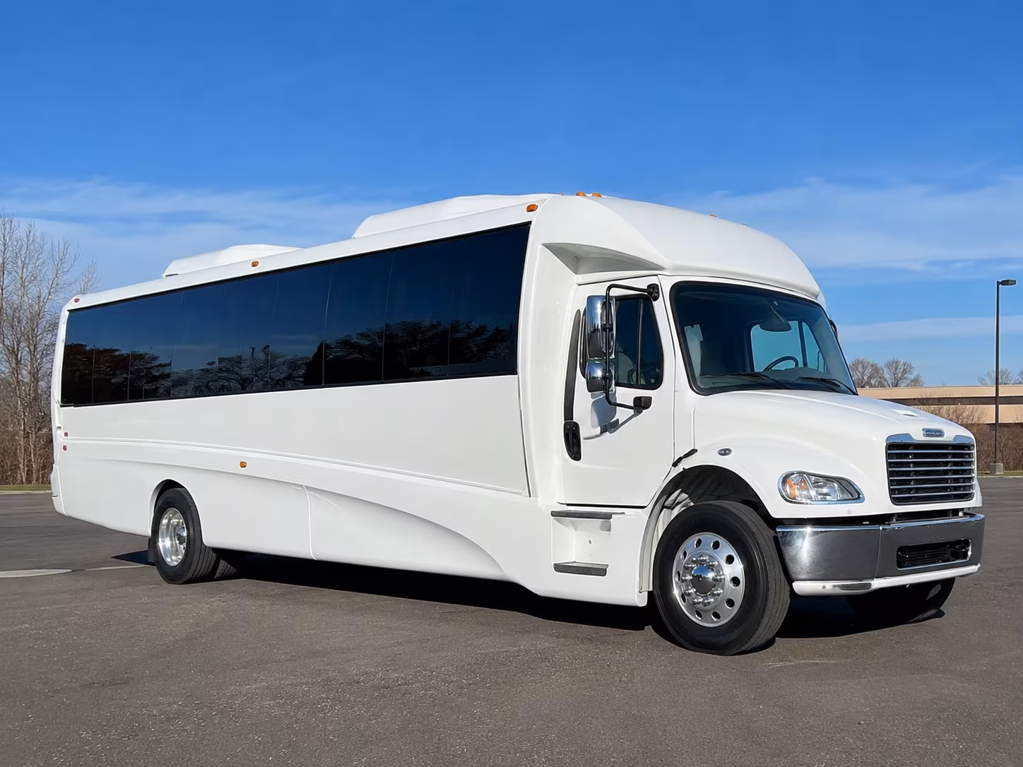 the bus type and amenities